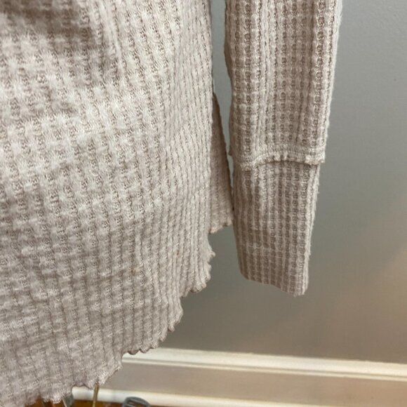 Anthropologie Top Womens Small Thermal Button Neck Grey Cream Henley Witchy - Picture 2 of 5